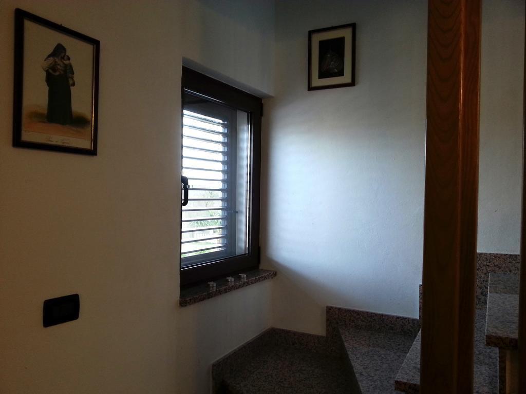 Villa Lara Karojba Zimmer foto